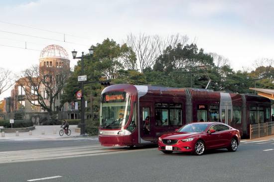 Mazda je razvila povsem novo varnostno tehnologijo