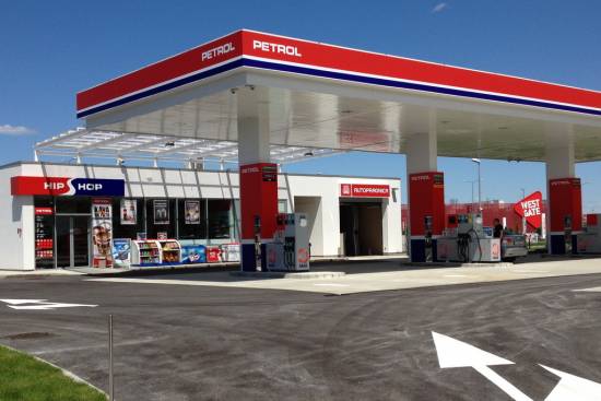 Petrol odprl tri nove bencinske servise na Hrvaškem